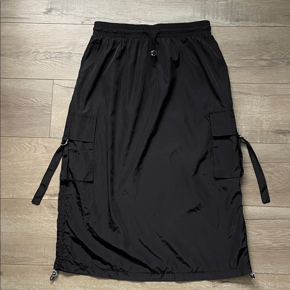 Women’s midi black elastic tie skirt size small - Picture 2 of 11